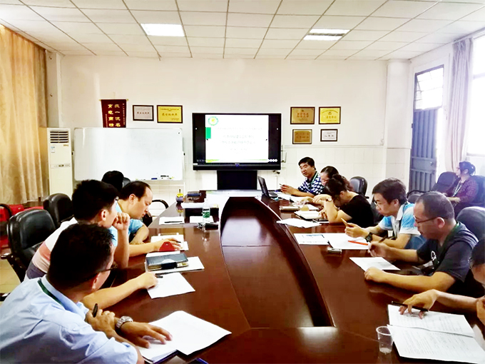 高新技校舉行優(yōu)質(zhì)課程建設立項審查會